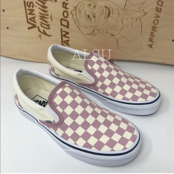 zephyr pink checkered vans